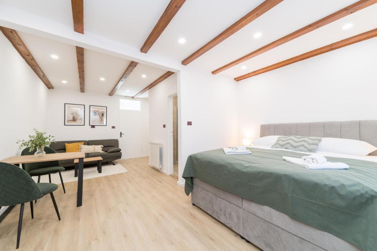 Hotel Maslina Seget  Zewnętrze zdjęcie