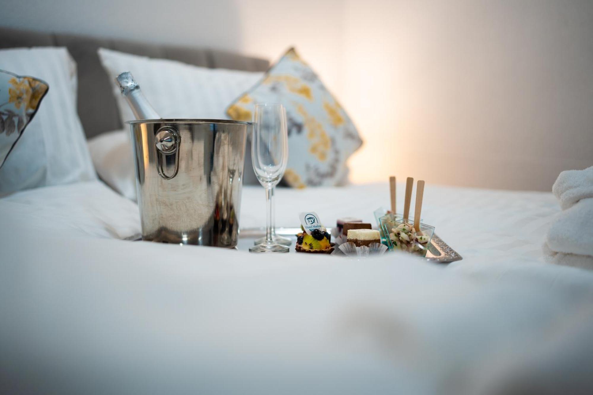 Hotel Maslina Seget  Zewnętrze zdjęcie