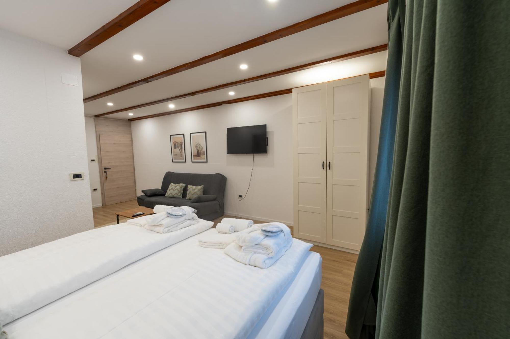 Hotel Maslina Seget  Zewnętrze zdjęcie