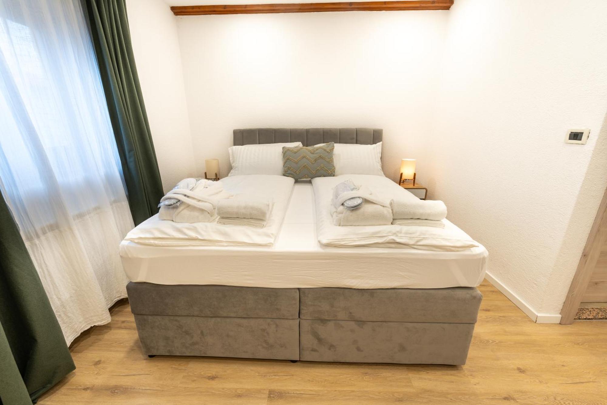 Hotel Maslina Seget  Zewnętrze zdjęcie